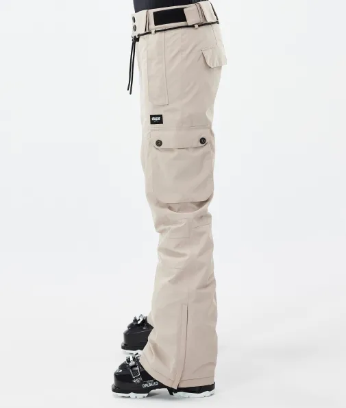iconic_w_2-28.webp Skihosen<Dope Snow Iconic W Sand